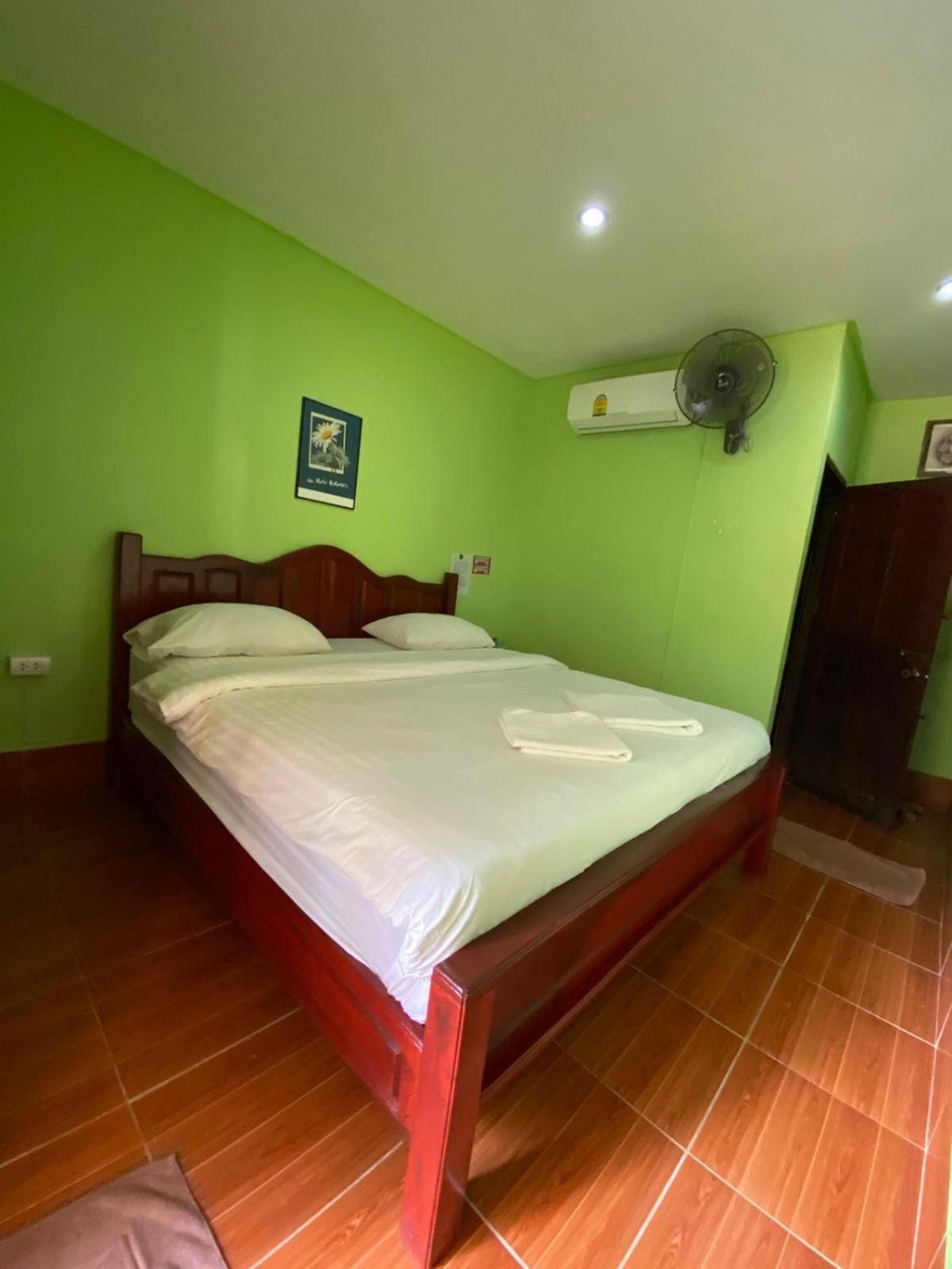 Letana Guesthouse Ban O Exteriér fotografie